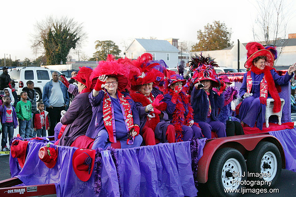ljimages_2012_Goldsboro_Christmas_Parade (122)