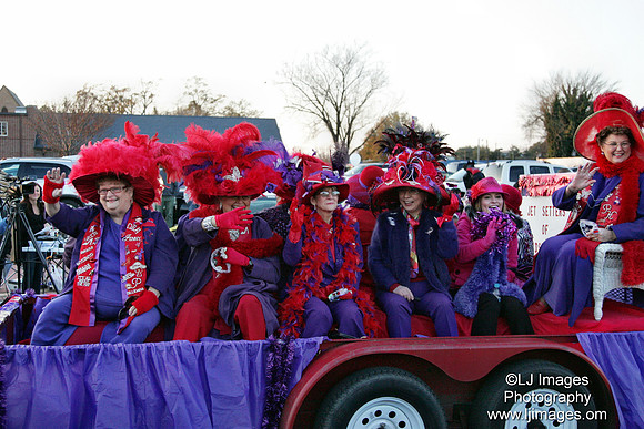 ljimages_2012_Goldsboro_Christmas_Parade (124)