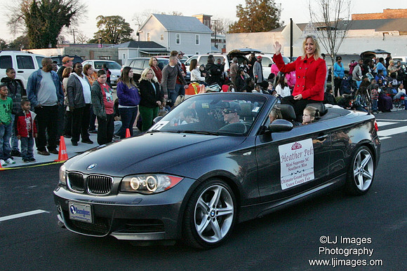 ljimages_2012_Goldsboro_Christmas_Parade (136)