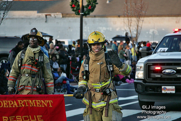 ljimages_2012_Goldsboro_Christmas_Parade (151)