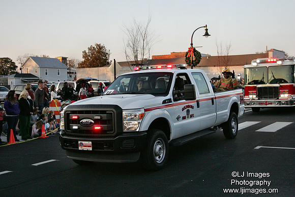 ljimages_2012_Goldsboro_Christmas_Parade (153)