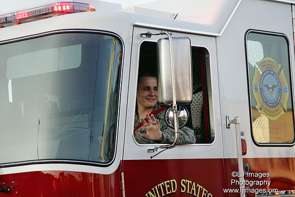 ljimages_2012_Goldsboro_Christmas_Parade (16)