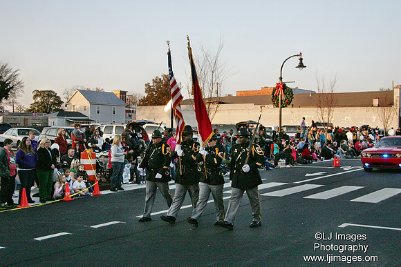 ljimages_2012_Goldsboro_Christmas_Parade (34)