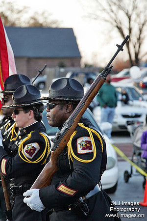 ljimages_2012_Goldsboro_Christmas_Parade (38)
