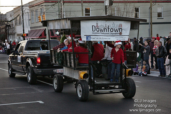 ljimages_2012_Goldsboro_Christmas_Parade (60)