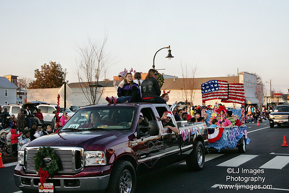 ljimages_2012_Goldsboro_Christmas_Parade (91)