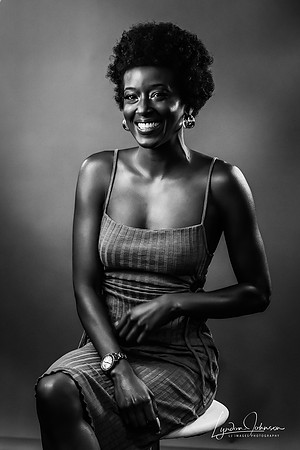 BW_Brown Skinned Girl00002