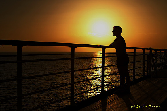 Sunset_ship_silloutte_lyndon_johnson
