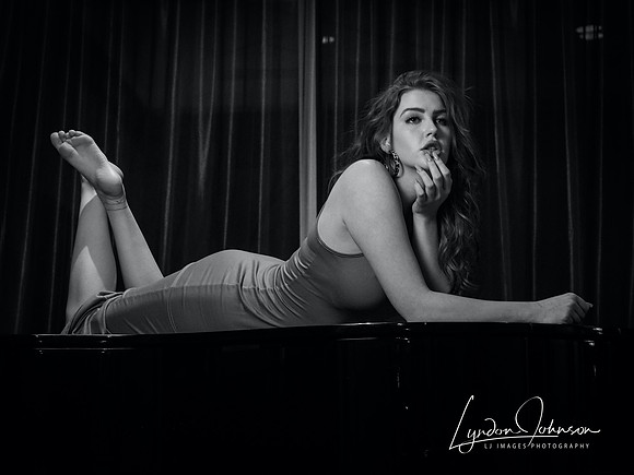 Zoey_00141